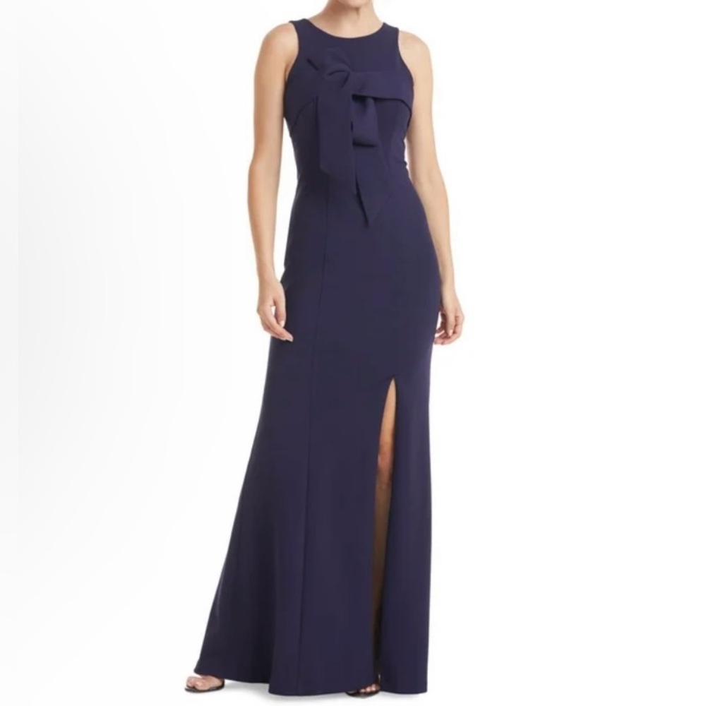 JS Collections Wome Navy Stretch Slitted Zippered Full length Formal GownSize 16